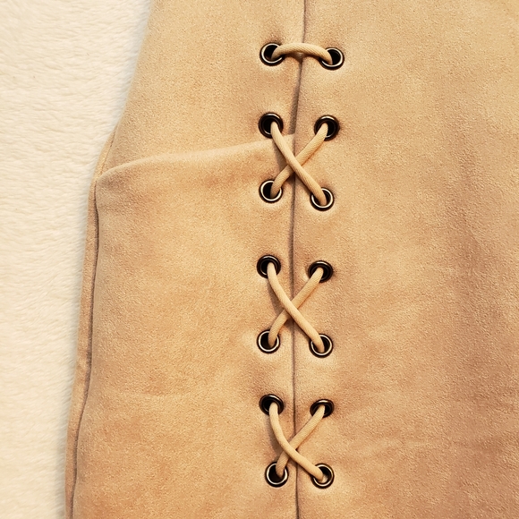 Pink Nude Velvet Mini Skirt - Picture 2 of 4